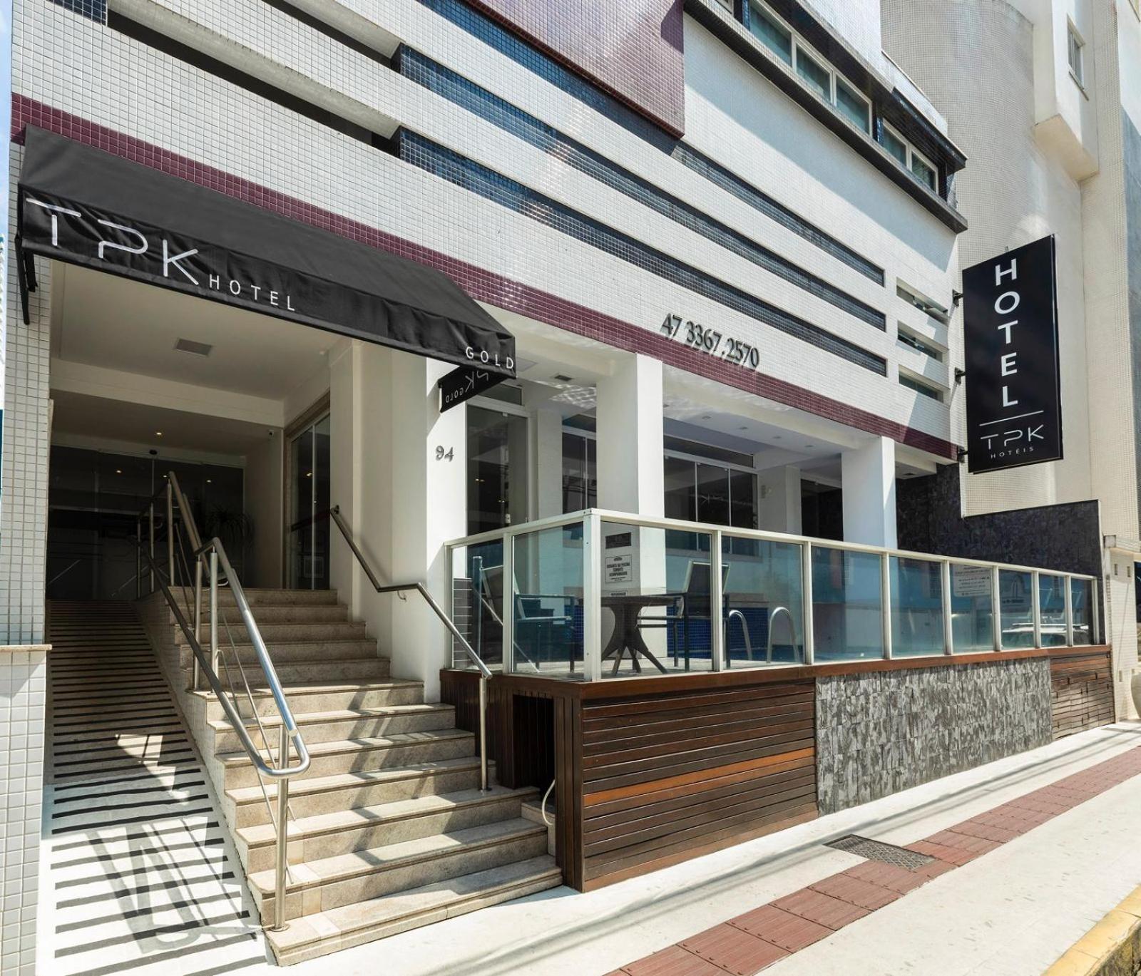 Tropikalya Gold Hotel Balneario Camboriu Exterior photo